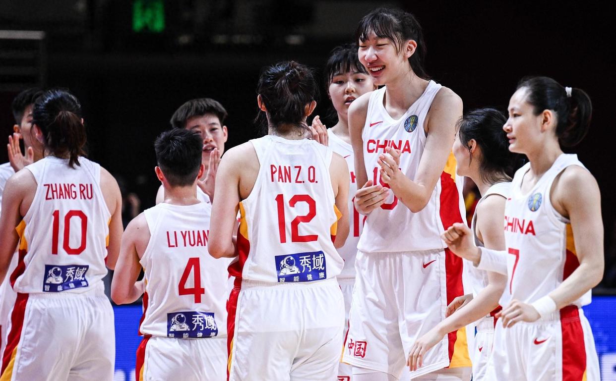 中国女篮打出历史性高度，日本女篮打出世界级空切(亚运会中国女篮对日本女篮)