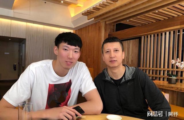 周琦解说惊爆半吊子主教练，矛头直指最水总冠军浙江广厦(八段锦张琪标准口令完整版)