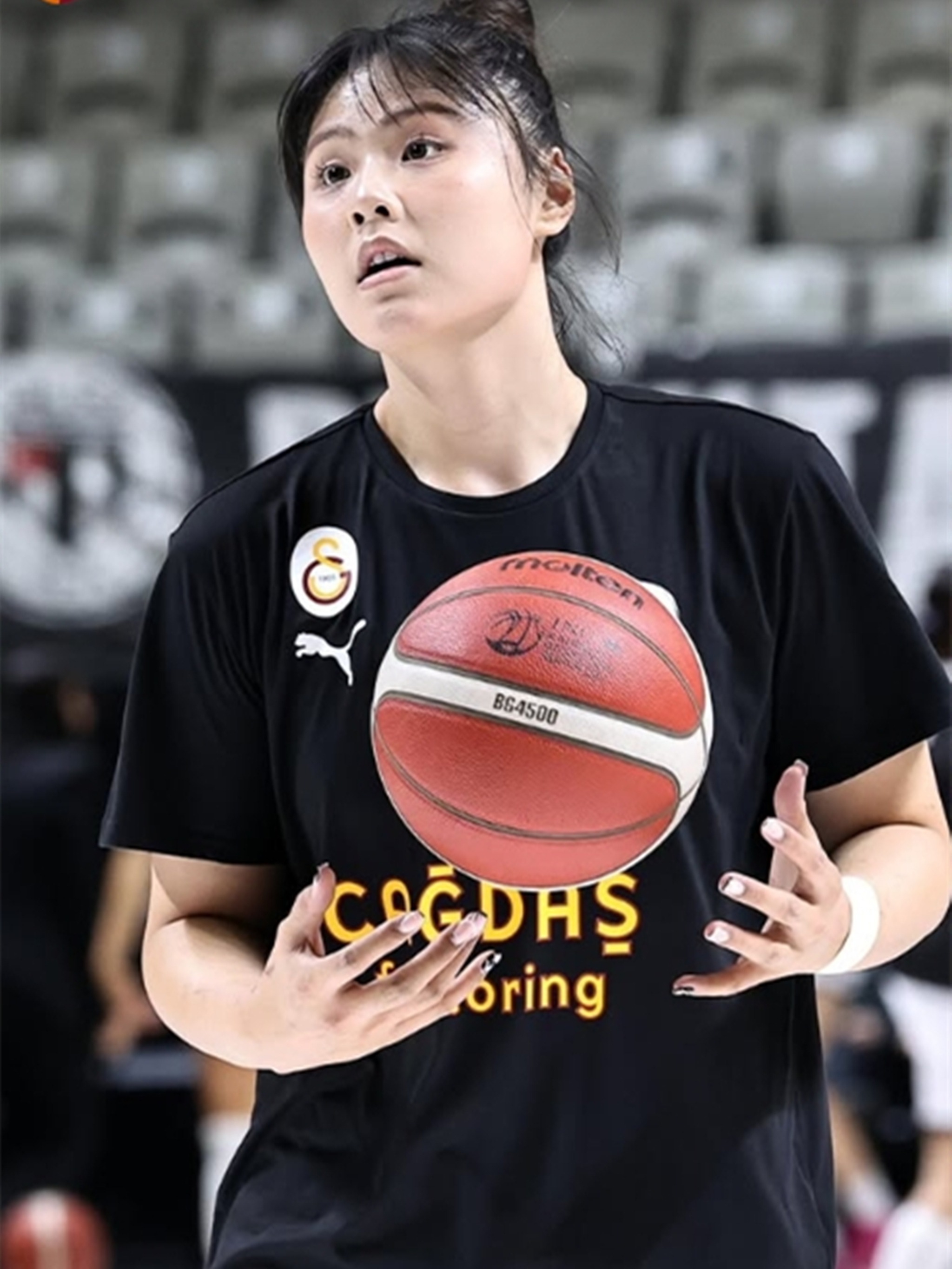 关于李月汝回应11分9板:教练让我做自己练三分是想拉开空间的信息