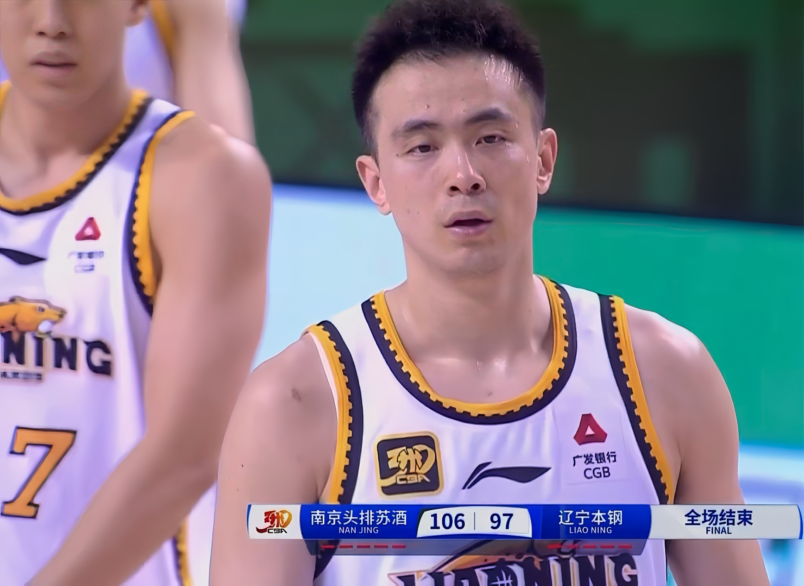 弗格31分辽宁胜四川西尔扎提15分新疆胜同曦(珠尔扎的个人简介)