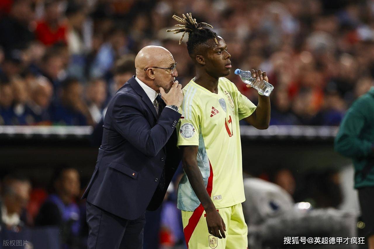 关于毕巴欲用FIFA保护条款阻止巴萨签尼科，但条款西班牙不适用的信息