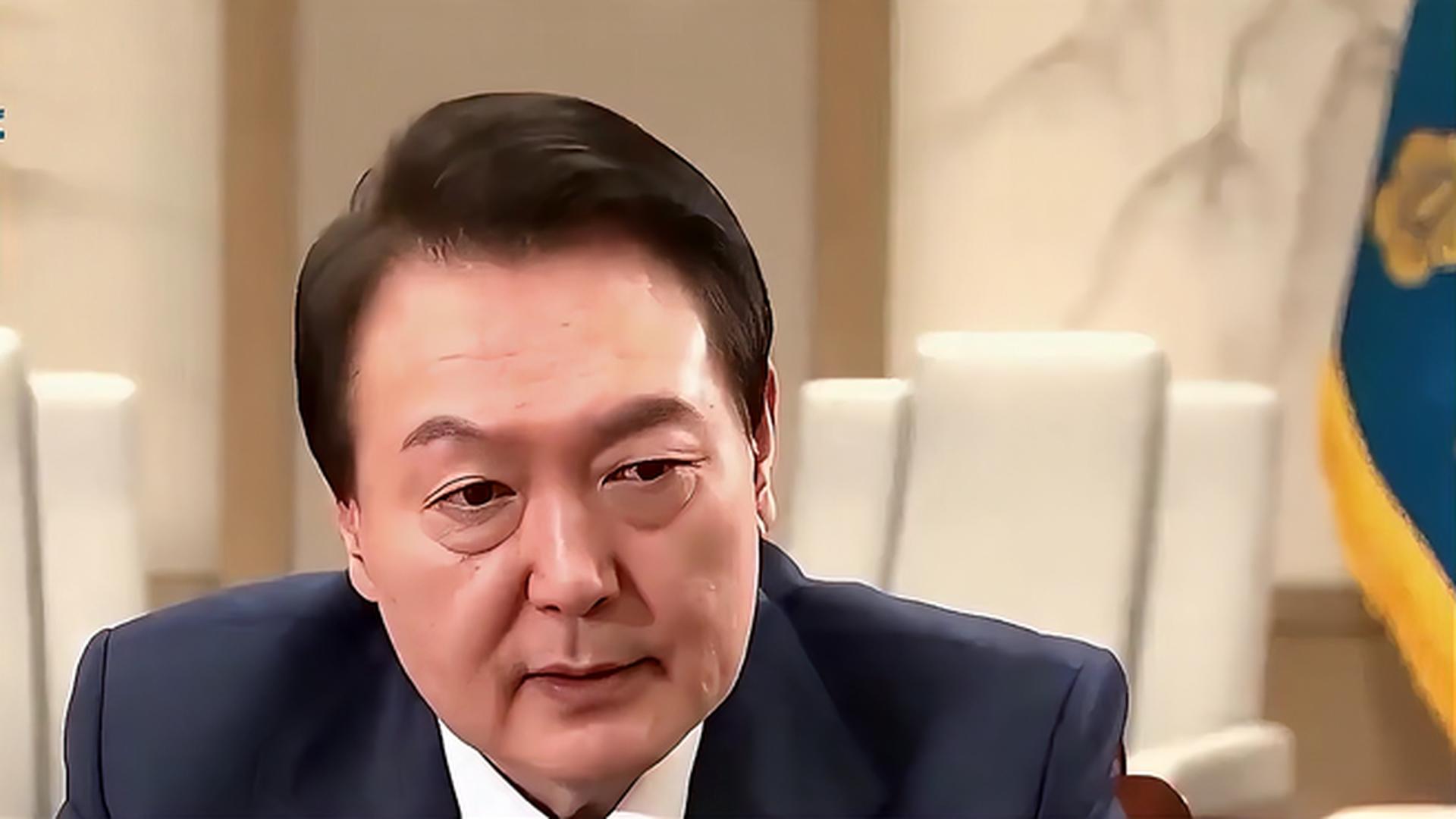 曼联新援莱昂父亲：我叮嘱儿子要好好利用这四年，别搞砸了(莱昂转会米兰)
